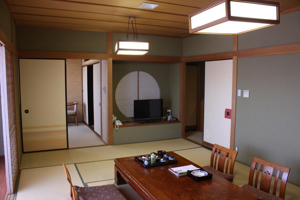 Отель Hakone Gora Shinzan Экстерьер фото